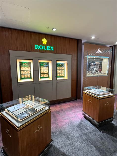 rolex ad dubai|rolex dubai terminal 3.